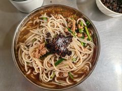 -正宗杨记普洱酸醋米线(总店)