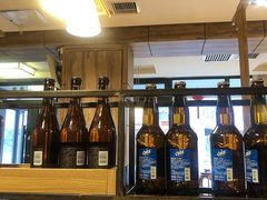 面包甜点陈列柜-草家酱蟹炭火烤肉店(珲春南路一店)