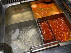 -海底捞火锅鲜切牛肉主题店(长寿路店)