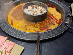 菌汤鸳鸯锅-晓宇重庆火锅(龙首店)