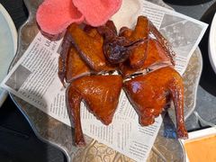 -蝴蝶里·粤菜·点心(滨江龙湖店)