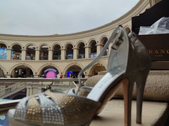 -王府井奥莱临潼小镇(临潼店)