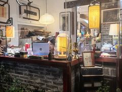 -邊城書店