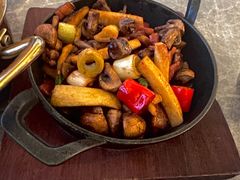 -Hi City·城市之巅