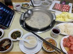 -煲大王猪肚鸡·椰子鸡火锅(红谷滩万达店)