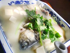 -阿鹏故事云南野生菌火锅(人民路店)
