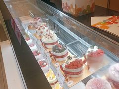 -花花卷卷·鲜食蛋糕(静安久光百货店)
