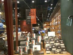 -西西弗书店&矢量咖啡(凯德晶萃广场店)