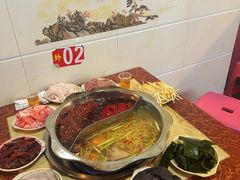 -储奇门鳝鱼火锅(总店)