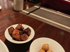 -恰餐厅及酒吧 CHAR Bar & Grill (北京丽都皇冠假日店)