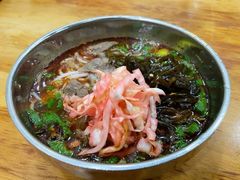 -遵义虾子张六羊肉粉(金码头店)