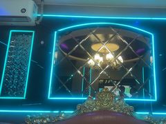 -路边边.炒菜烧烤.音乐餐厅(良乡长虹店)