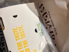 -BHC炸鸡(明洞总店)