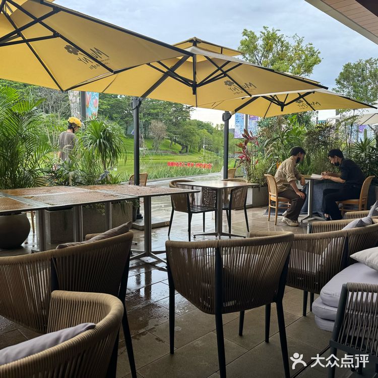 这家韩国料理超正宗！部队锅料超足