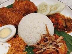 -关夫人餐厅(阳光广场店)