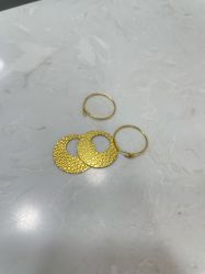 -万宝金楼(威海路店)