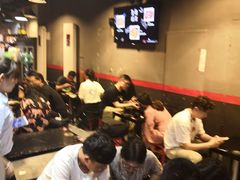 等位区-碎怂烤肉(钟楼柳巷店)