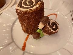 招牌树根蛋糕-莫斯科餐厅