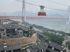 -白象居