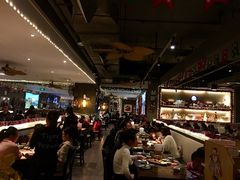 大堂-大头虾越式风味餐厅(光明广场店)