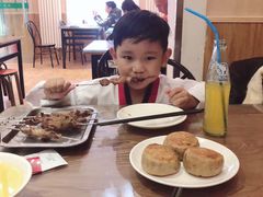 -清真吴记门钉肉饼·喜多利