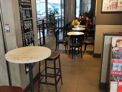 用餐区-星巴克(杭州西湖银泰1F店)