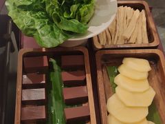 -九鼎轩脆毛肚火锅(三钢里店)