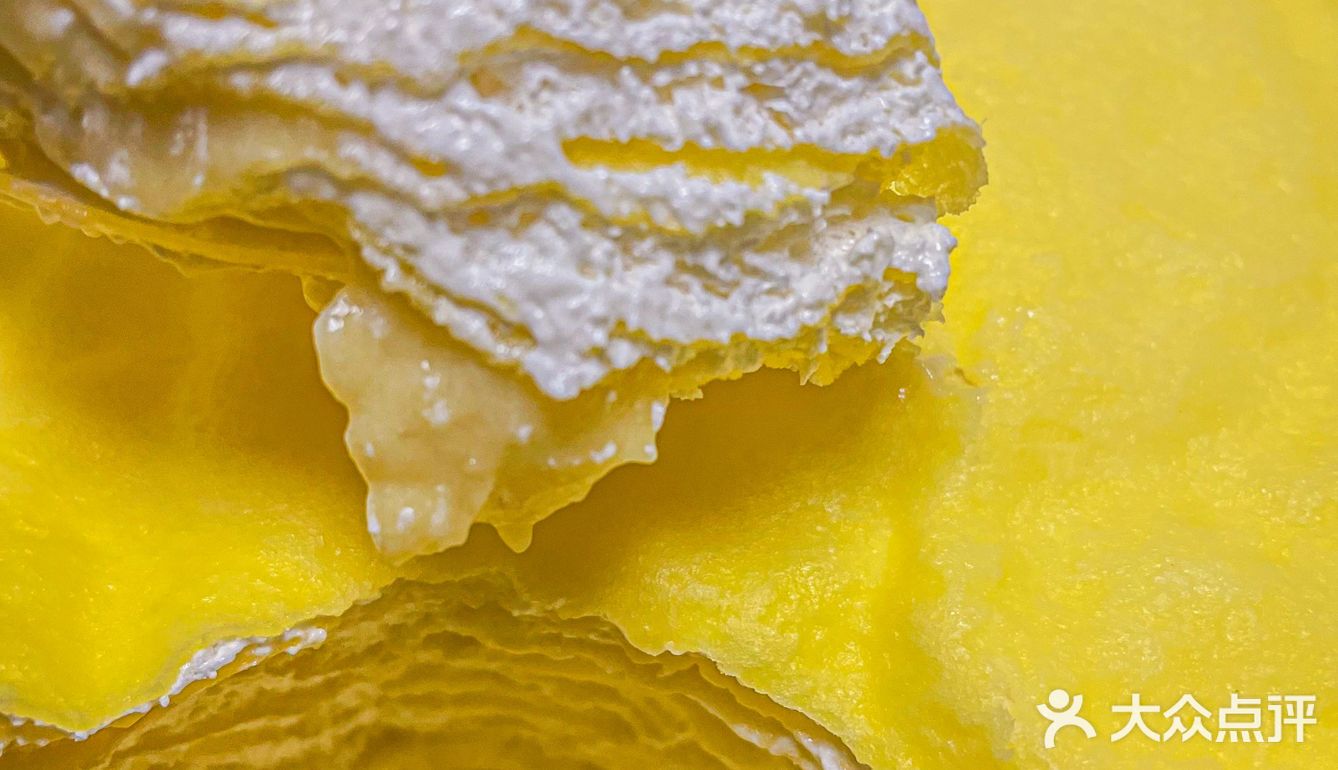 今天的快乐是榴莲千层给的呀[色][色]