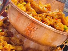 -老佛爷铜炉蛙锅(东门老街店)