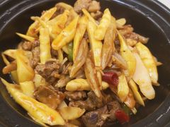 竹笋炖牛腩-纳家楼·地道陕菜(劳动路店)