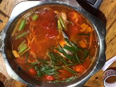 -苗家恒灵酸汤鱼-跳水牛肉连锁店(凯里总店)