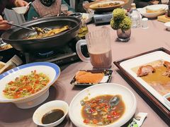 -香山湖家家宴(中山陵店)