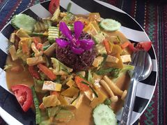 -Tikky Cafe