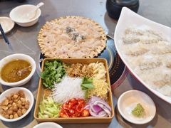 -官塘陈记鱼生·潮汕砂锅粥·潮汕生腌牛肉火锅(潮枫路总店)