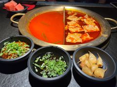 -九鼎轩脆毛肚火锅(南京东路店)