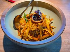 敲糖棒棒鸡-辛香汇·现炒川菜(淮海路百盛店)