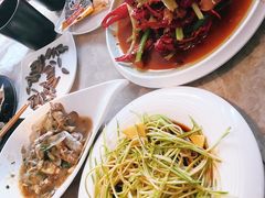 -沪小胖小龙虾(淮海中路旗舰店)