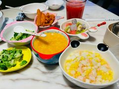 -汤城小厨•粤菜•靓汤(西直门凯德MALL店)