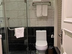 -蓝地时尚庄园(北京清河营地铁站店)