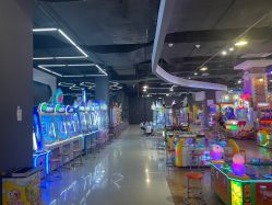 -卡通尼乐园·生日会(烟台永旺店)