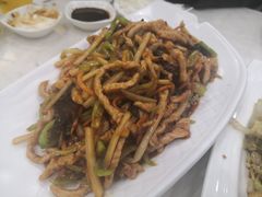 鱼香肉丝-大地春饼店(黄河路店)