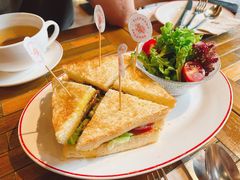 番茄培根煎蛋三文治-大象园 ELEPHANT GROUNDS(广州太古汇店)