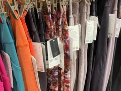 -lululemon(比斯特购物村店)