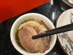 -老石黑山羊毛驴肉火锅(金凯广场店)