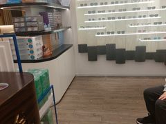 -博士眼镜·President总统(宝安海雅缤纷城店)
