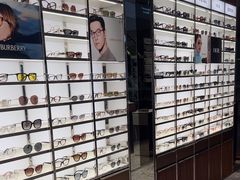 -LensCrafters亮视点·OAKLEY精选(静安嘉里中心店)