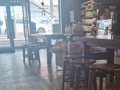 大堂-星巴克臻选(青岛麦凯乐分店)