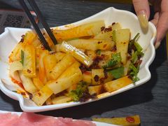 -四季喧黔味豆米火锅(万达广场店)