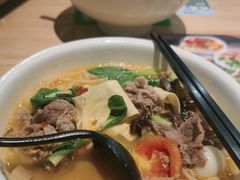 傣味酸辣米线-蒙自源米线大王(东站店)