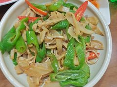 -叁煨蹄花·下饭盐帮菜(人民广场店)
